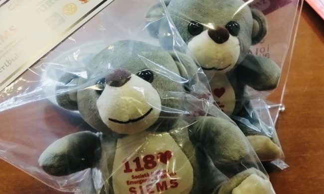 Un “amico orsacchiotto” in regalo ai bimbi soccorsi in Liguria