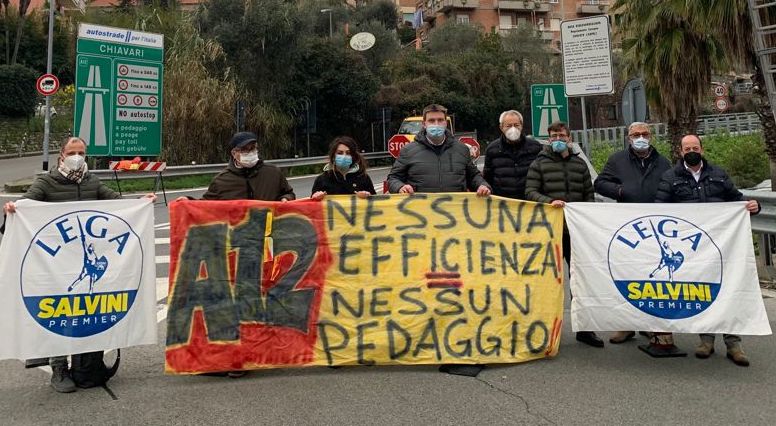 Nuova chiusura del casello di Chiavari, ieri presidio di protesta della Lega