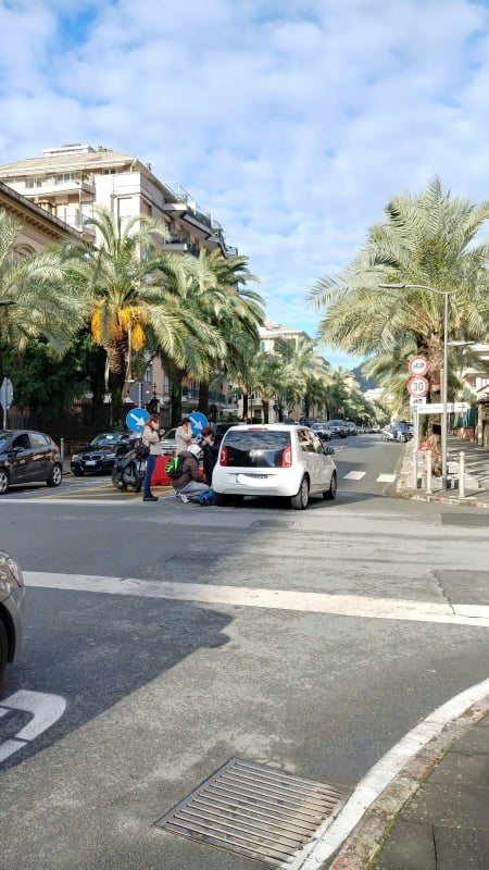 Ennesimo incidente stradale tra corso Millo e viale Arata