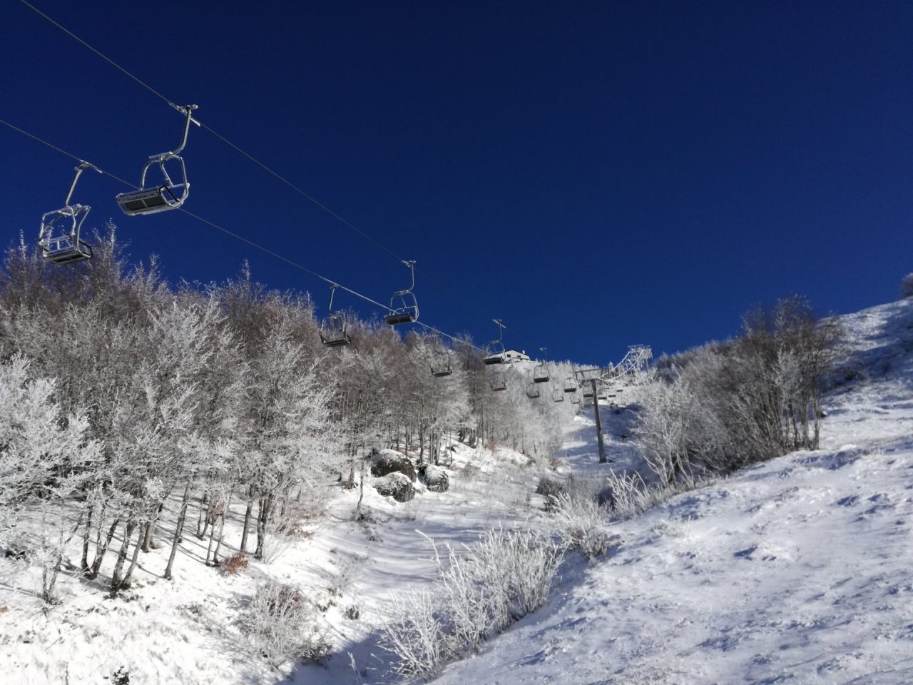 Scivola sulla pista rossa, soccorso a Santo Stefano