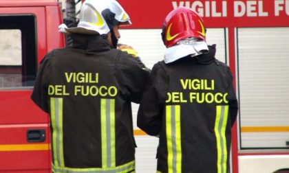 In fiamme il tetto di un'abitazione a Casarza Ligure