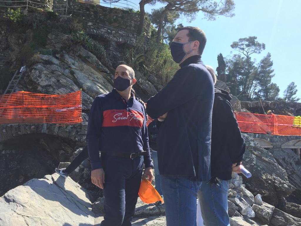 Sopralluogo di Giampedrone per ricostruire la passeggiata