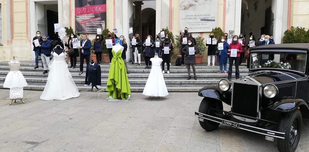 La protesta in piazza del mondo dei matrimoni