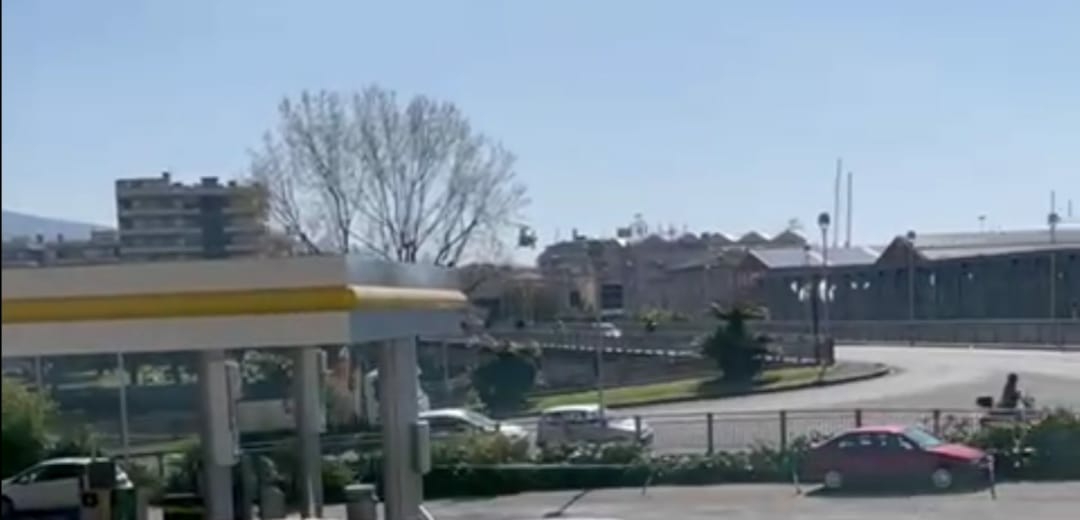Operaio cade da un ponteggio allo stadio Comunale, in elicottero al San Martino