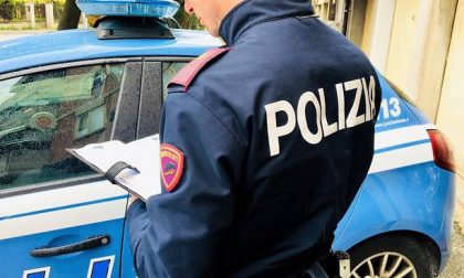 Molesta e rapina una donna a Genova: arrestato