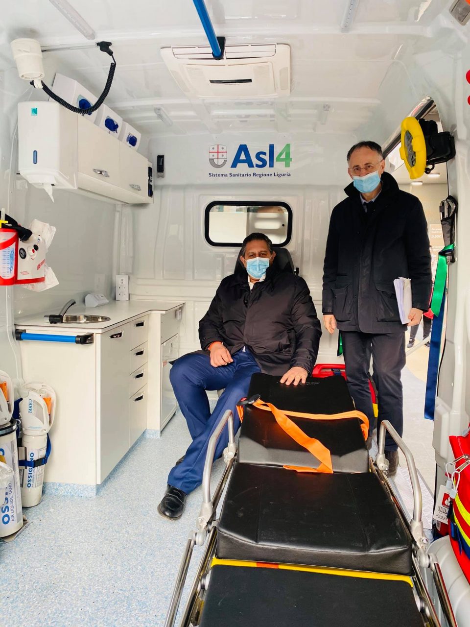 Toti inaugura ambulatorio mobile della Asl 4