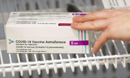 AstraZeneca, si riparte oggi con i vaccini