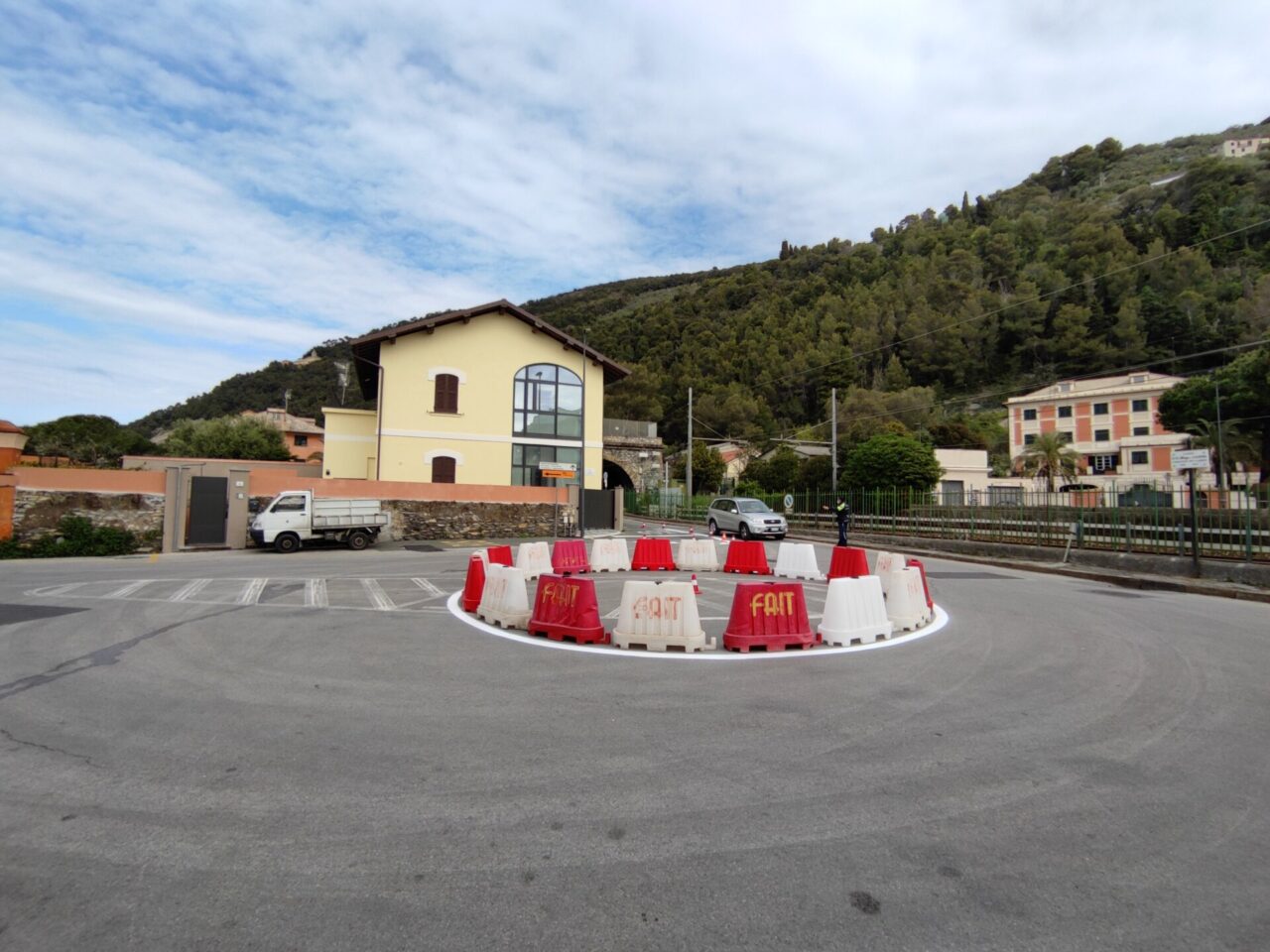 Zona Preli. Una nuova rotatoria in largo Canepa