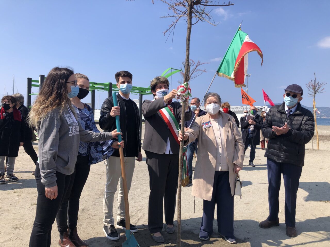 A Chiavari inaugurato il Parco della Memoria, in occasione della Giornata della Terra