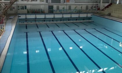 Chiude la piscina comunale