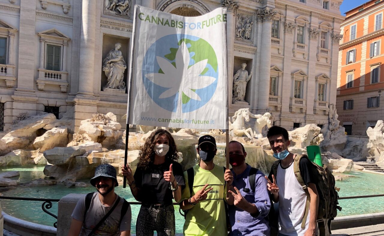 “Cannabis for Future”: il 20 aprile anche a Genova in piazza per legalizzare la cannabis e favorire l’economia