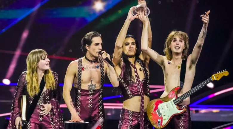 Da Sanremo alla vetta d’Europa: i Måneskin vincono l’Eurovision Song Contest
