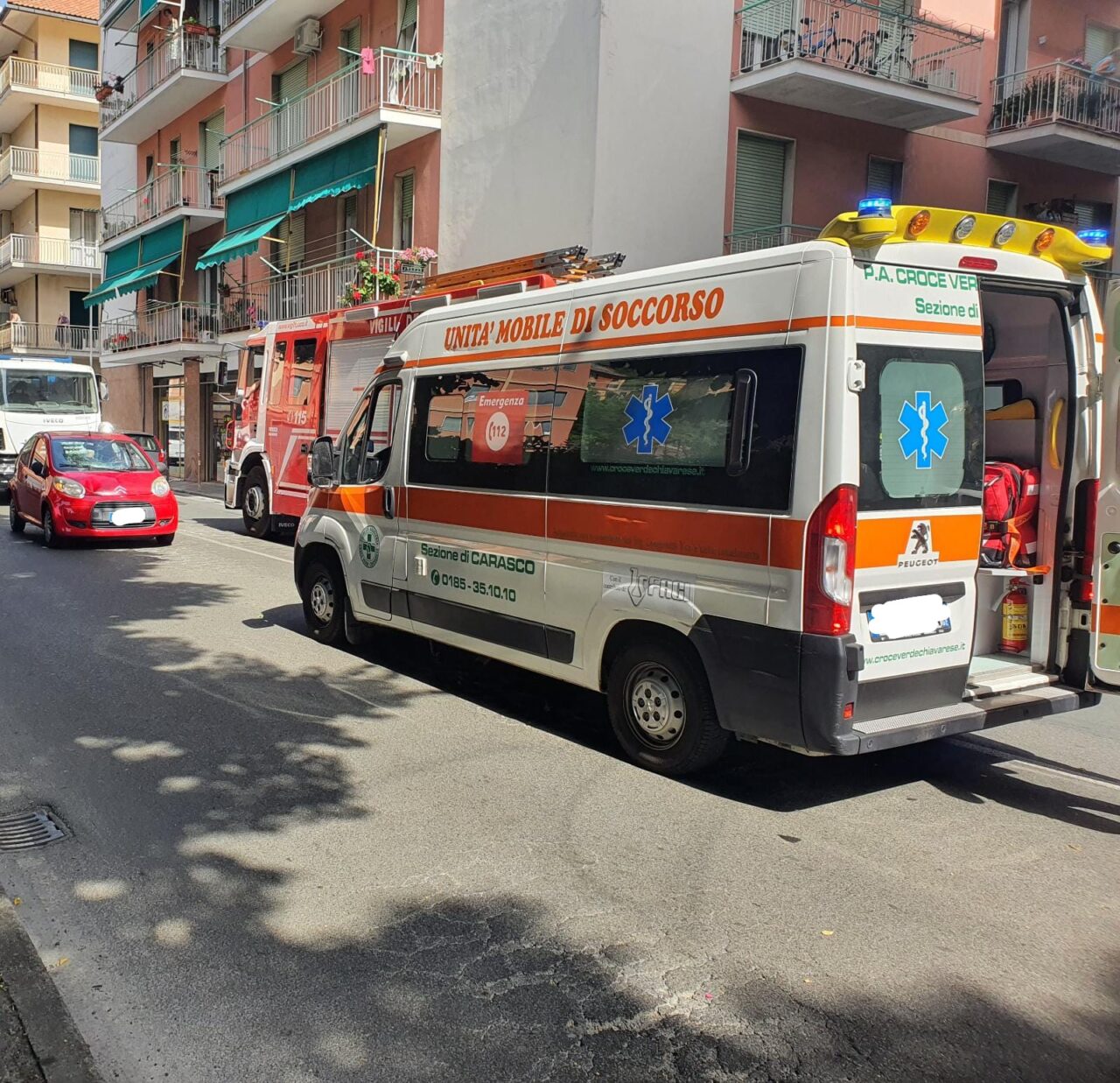 Chiavari, incidente a Caperana: investito mentre attraversa la strada