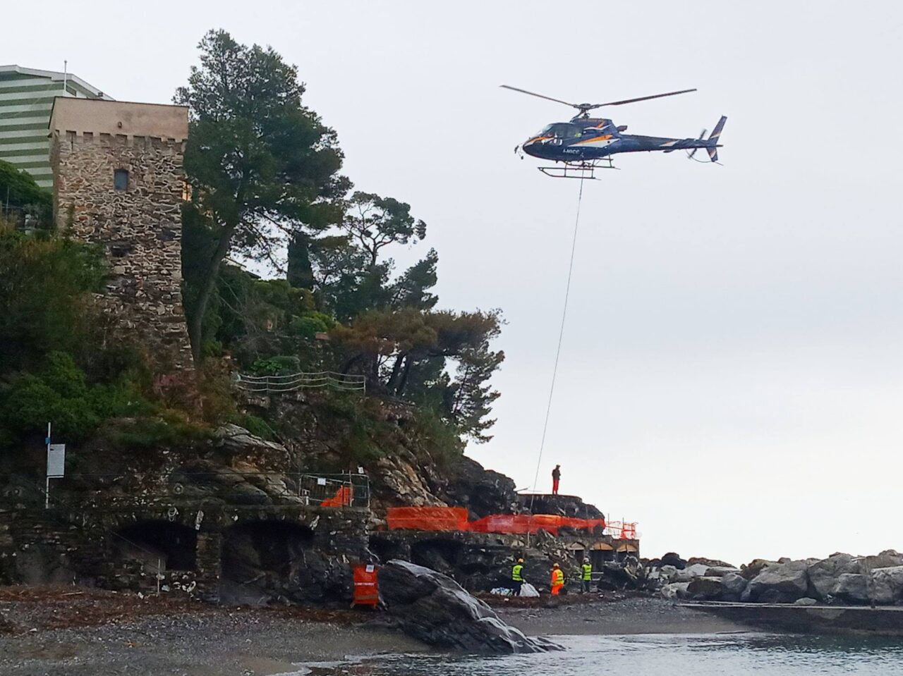 Proseguono i lavori alla passeggiata di levante