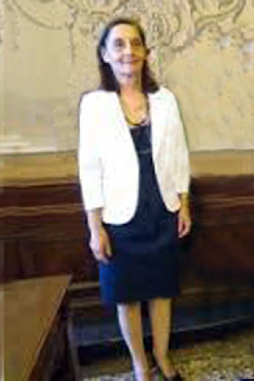Addio alla preside Marisa Belloglio