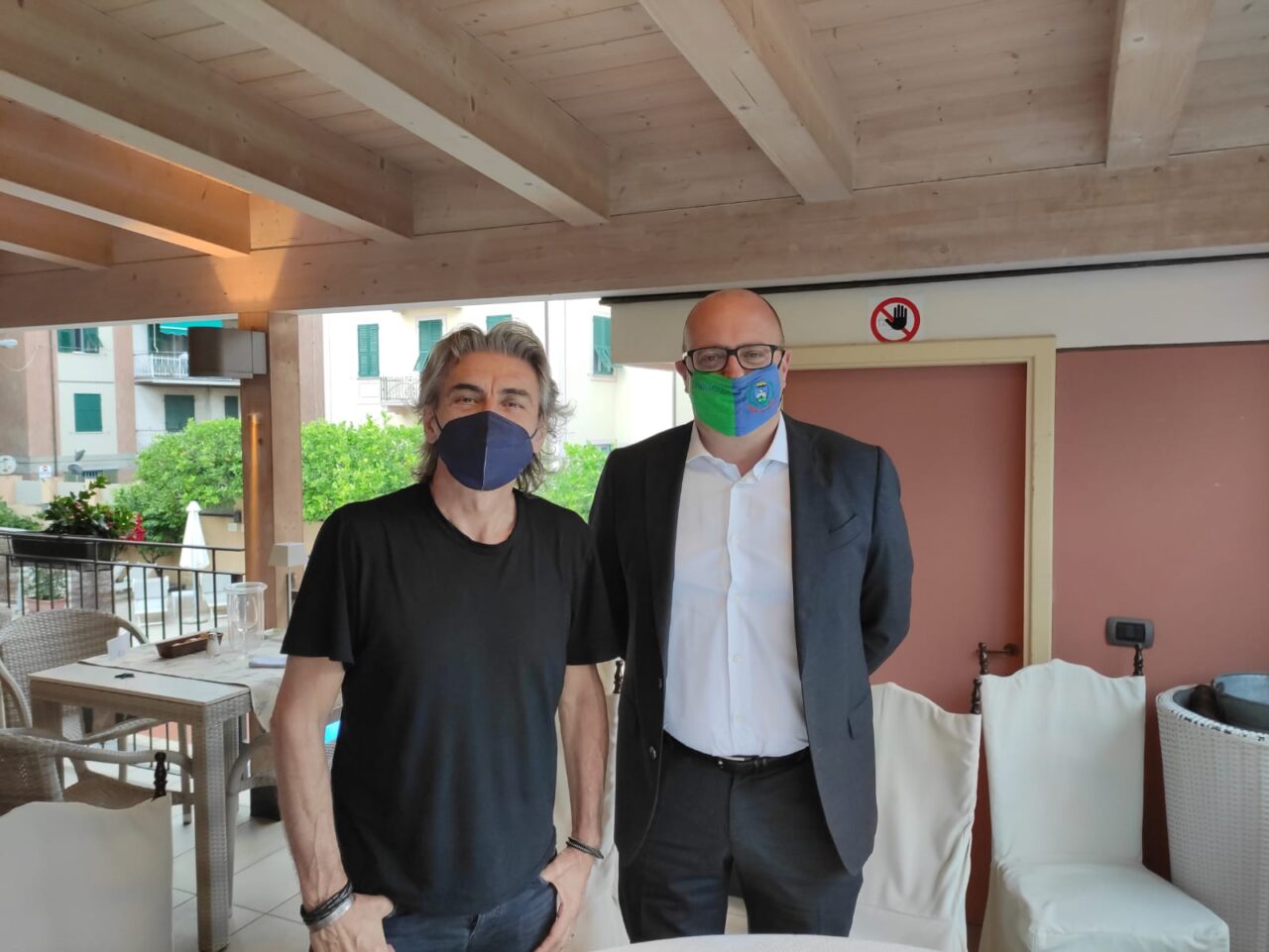 Ligabue a Chiavari, le prime immagini con il sindaco Di Capua