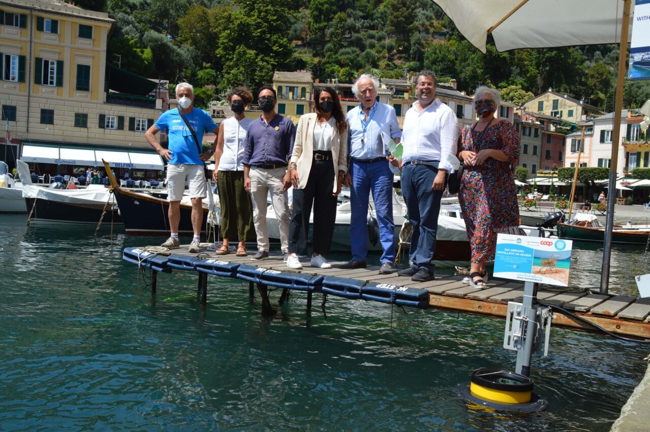 Coop dona un cestino “mangiarifiuti” Seabin