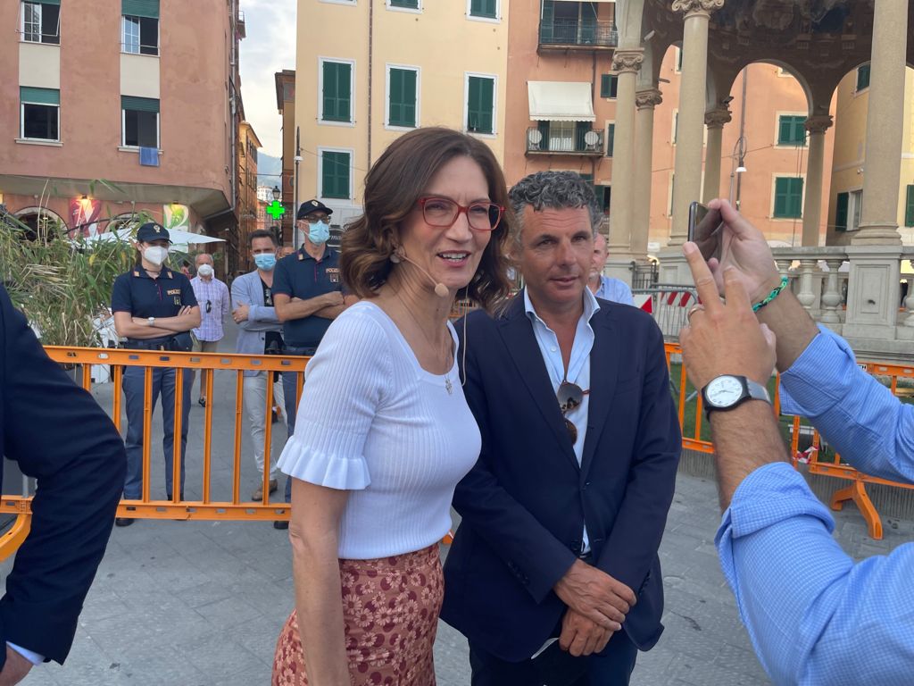 A Rapallo Protagonisti la ministra Mariastella Gelmini