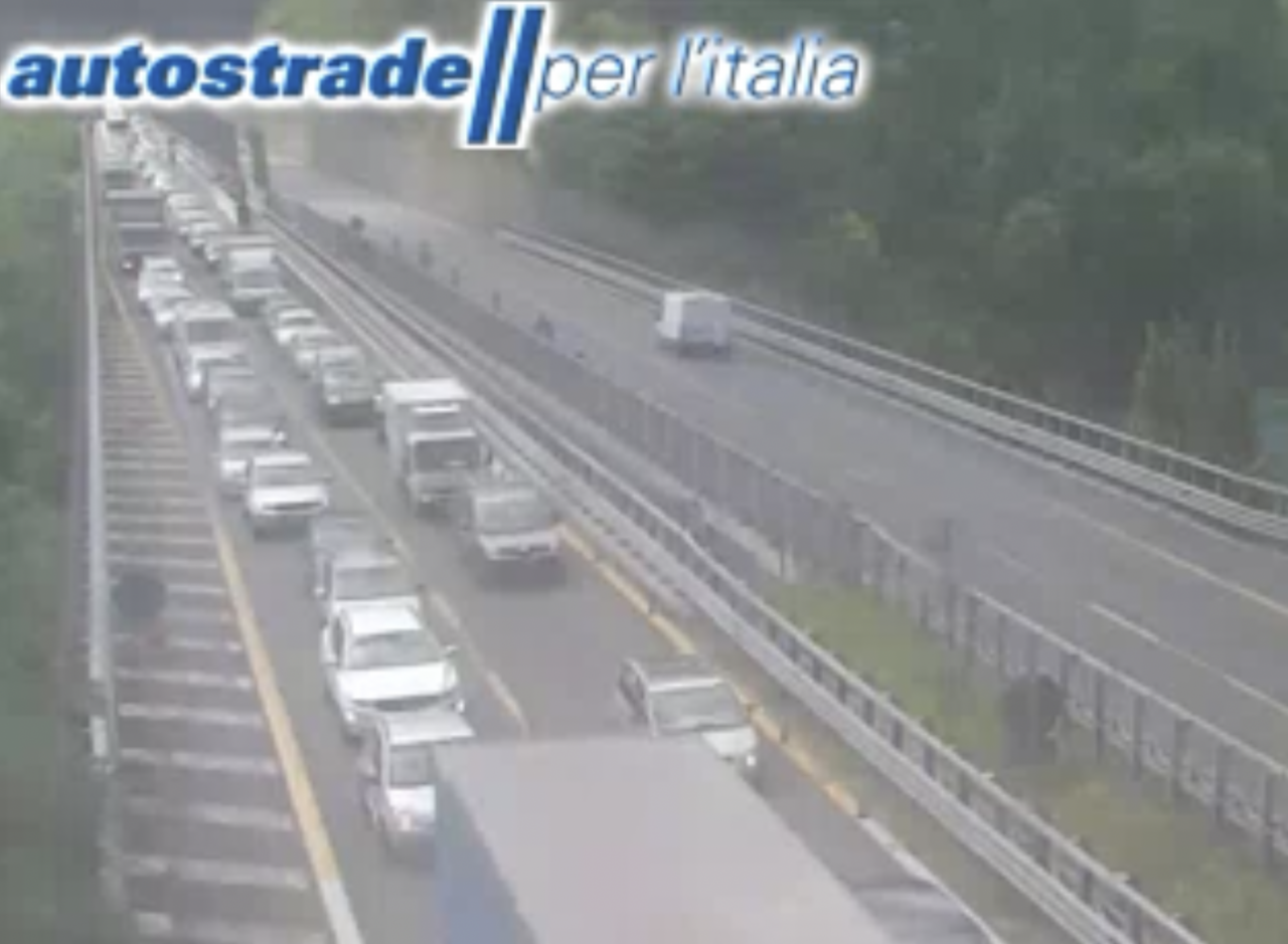 Autostrade, 6 chilometri di coda tra Recco e Chiavari per lavori