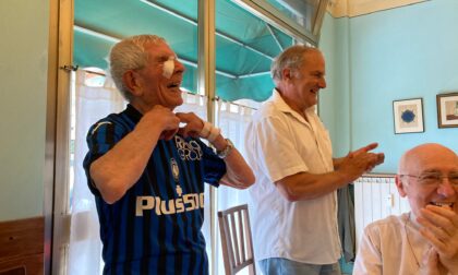 Padre Costanzo, il frate dei record: 70 anni di messa, 95 di passione per l'Atalanta