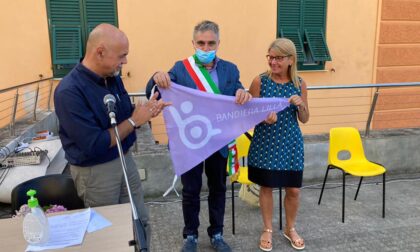 Consegnata al Comune di Camogli la Bandiera Lilla