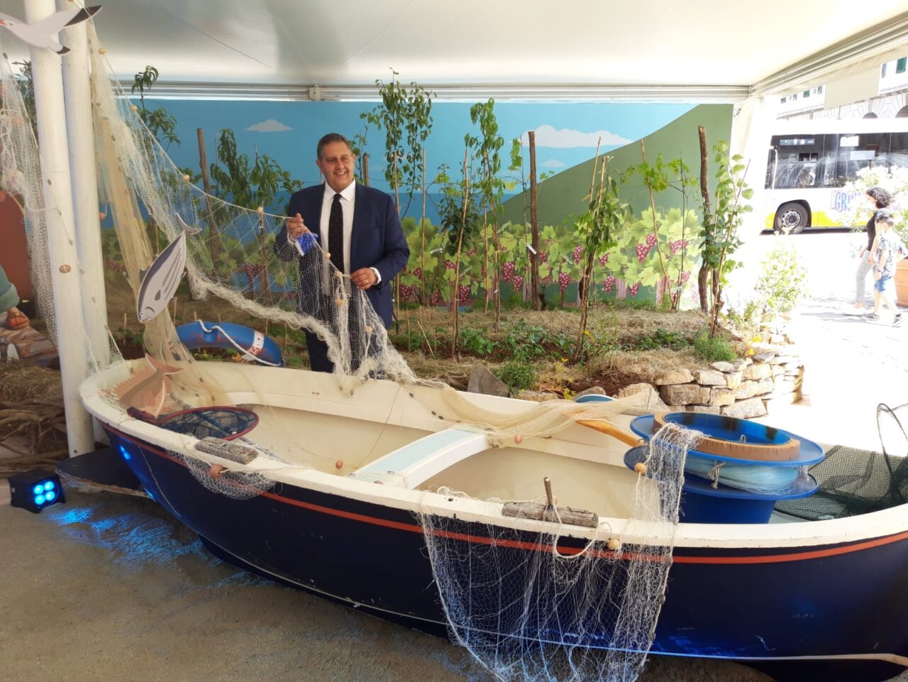 Slow Fish: il presidente Toti in visita allo stand di Regione Liguria