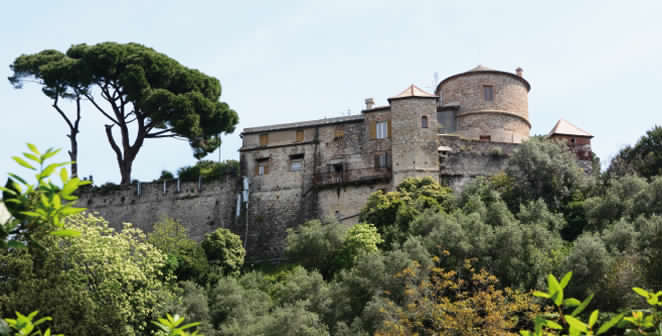 Il sentiero per castello Brown diventa a pagamento