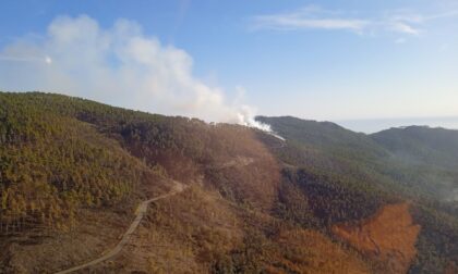 Incendi, il punto: a Framura fiamme sotto controllo