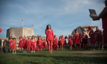 Flash mob a sostegno delle donne afgane