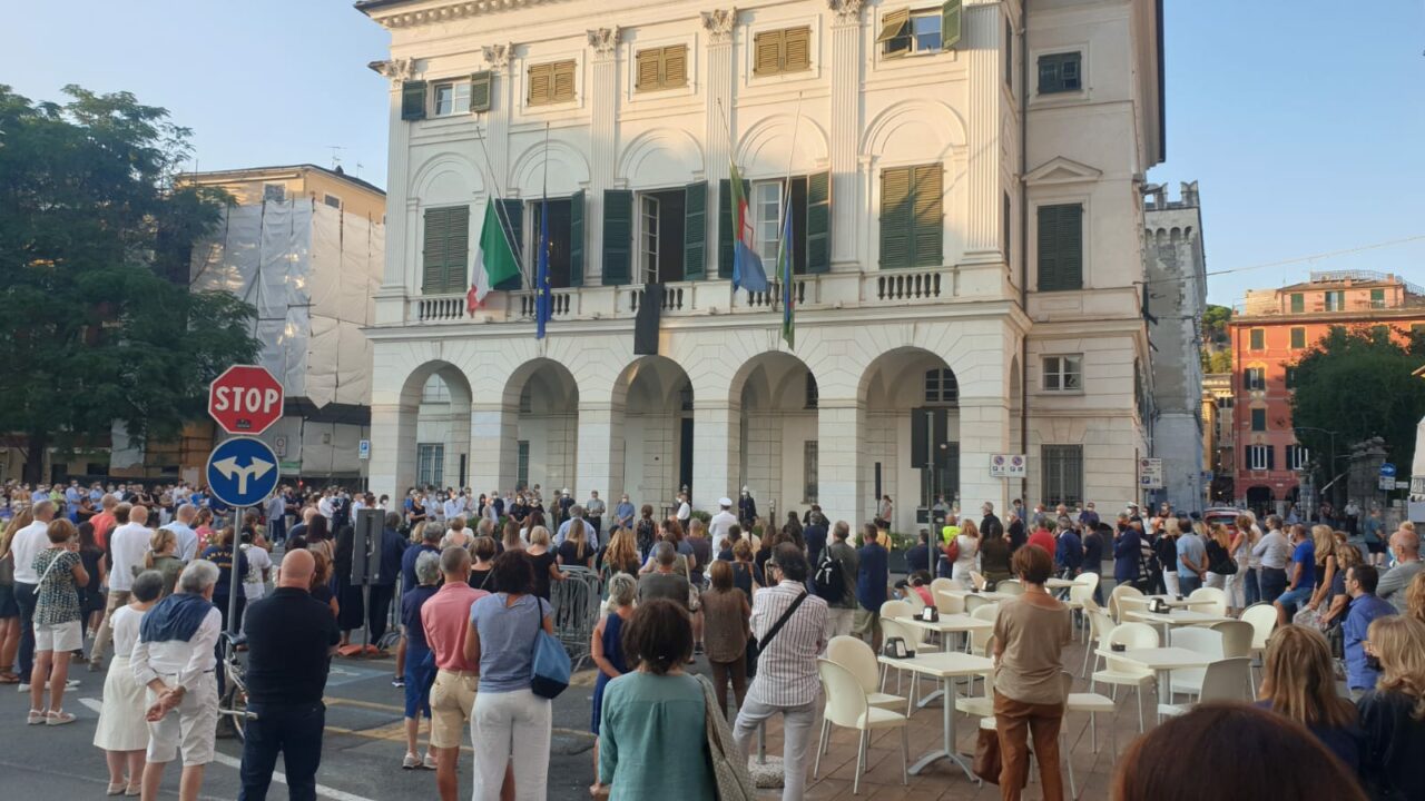 Mille persone al rosario di Di Capua