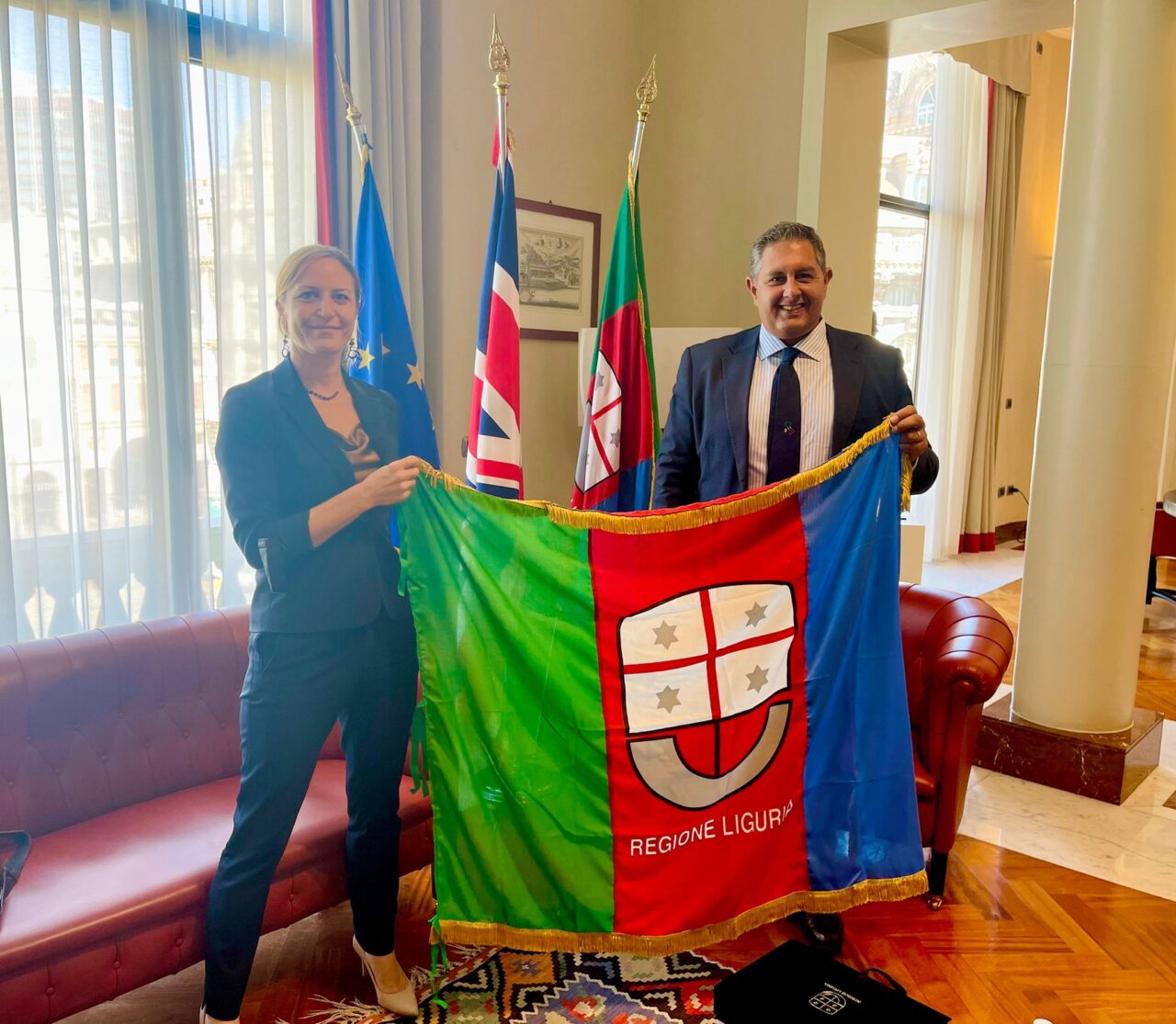 Presidente Toti incontra il vice capo missione del Regno Unito in Italia Sanders