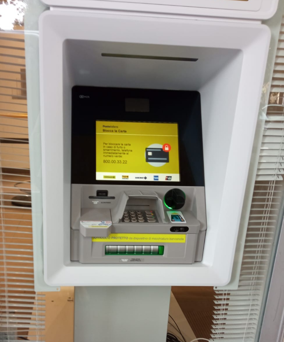 Nuovo sportello Postamat a Chiavari