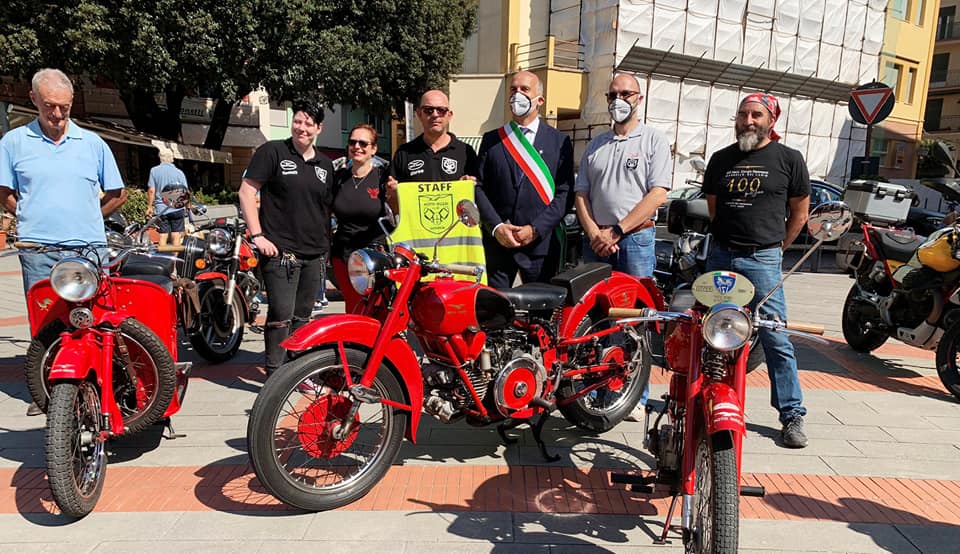 Zoagli accoglie una delegazione del Motoclub Guzzi di Genova