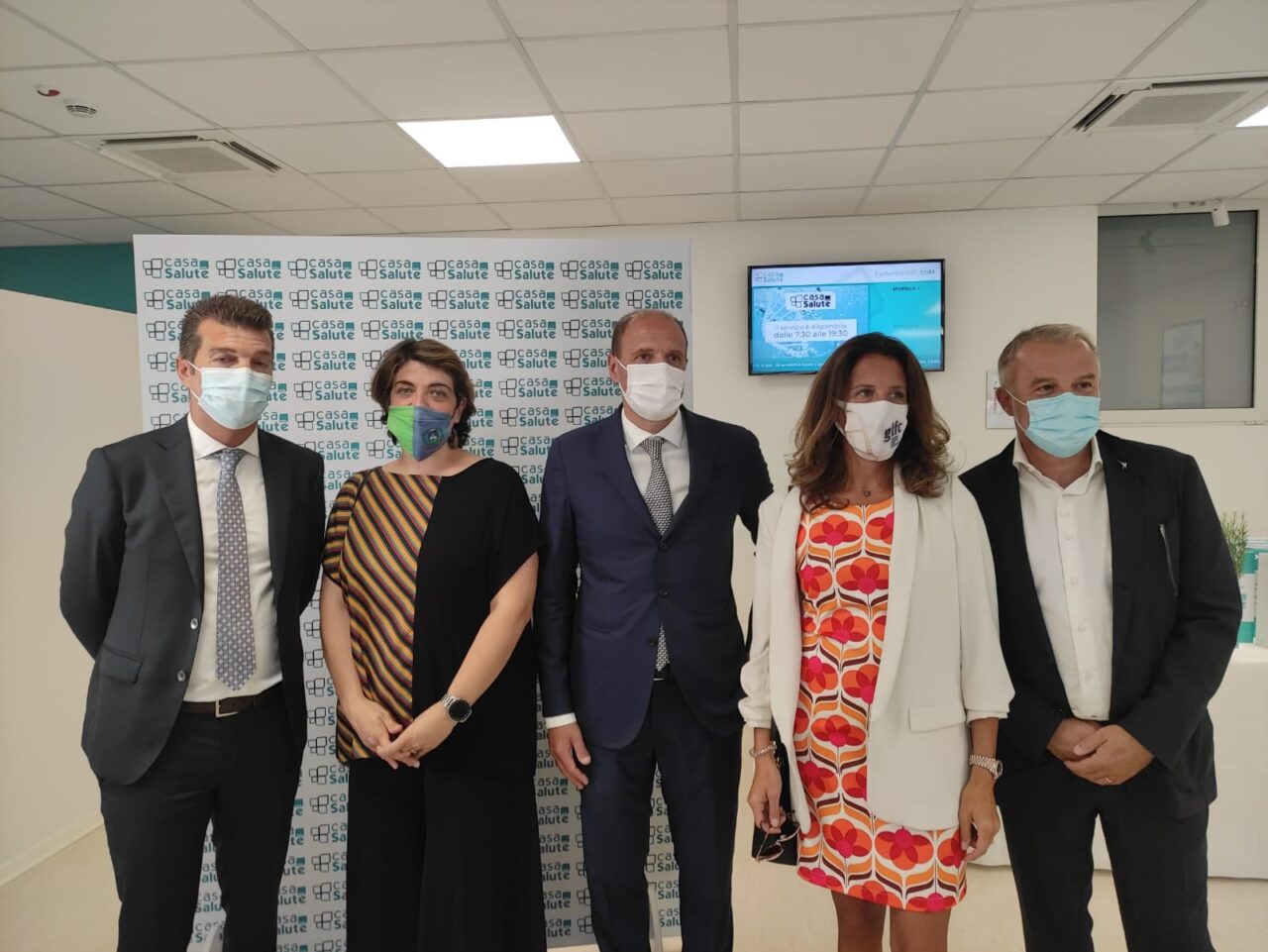 Chiavari, taglio del nastro per la nuova Casa della Salute