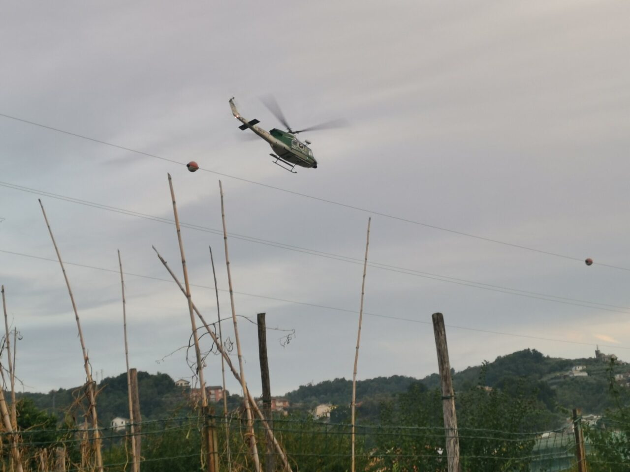 Ha un infarto nel bosco, 44enne soccorso dalla CRI di Cogorno