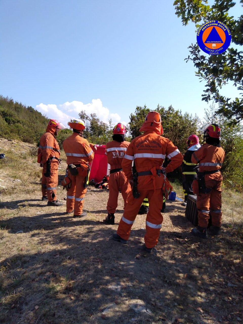 Esercitazione antincendio sulle alture di Recco
