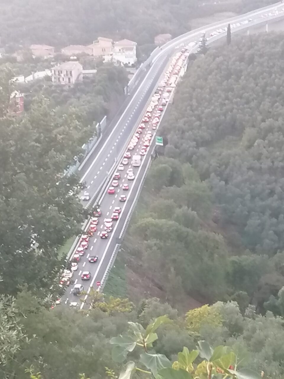 Autostrada bloccata tra Sestri e Rapallo, 6 i chilometri di coda