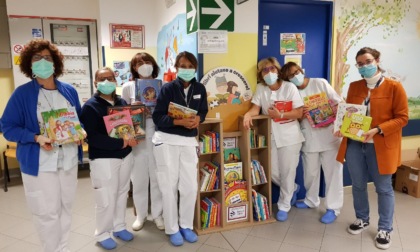 La Giunti di Chiavari dona 450 libri al reparto di Pediatria