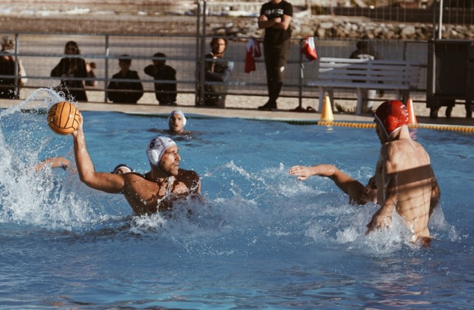 Derby ligure alla Pro Recco: finisce 10-7 contro il Savona