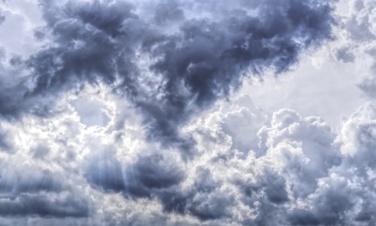 Il meteo del weekend: nubi alternate a schiarite e brusco calo delle temperature in arrivo