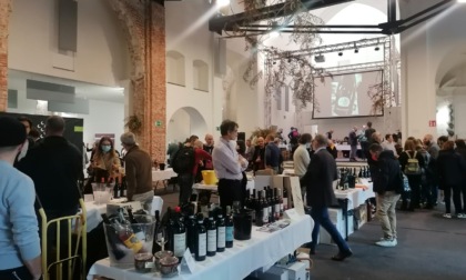 Taglio del nastro per The Wine Revolution