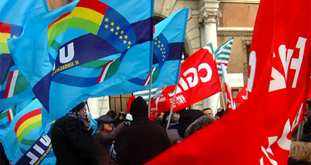 Casello di Genova Ovest bloccato dagli scioperanti