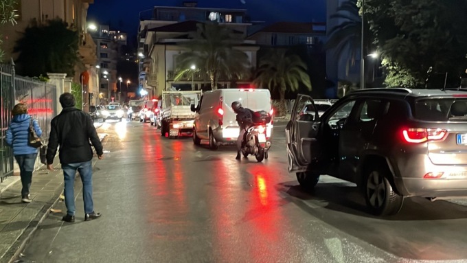Camion in avaria, Aurelia chiusa tra Chiavari e Rapallo