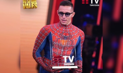 Mattia Villardita Spiderman di corsia premiato a Tu si che Vales