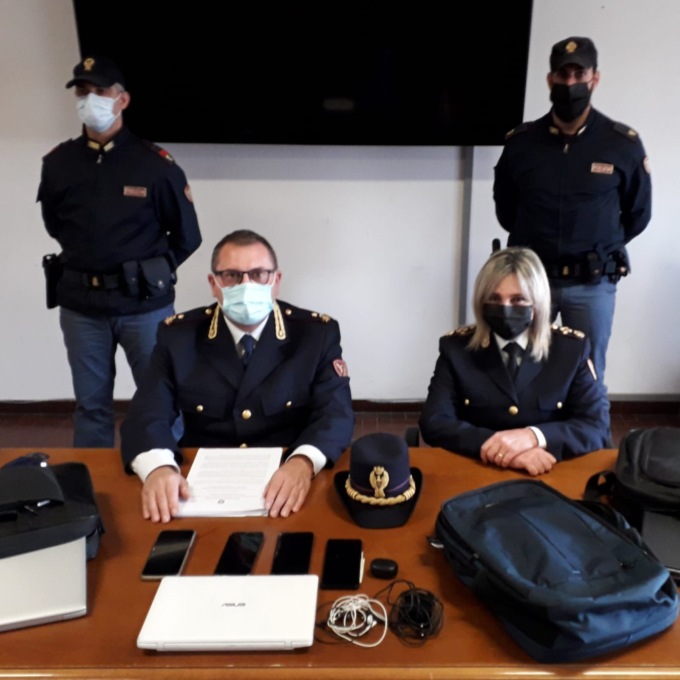 Avevano nascosto due pistole alla stazione di Chiavari, arrestati tre extracomunitari