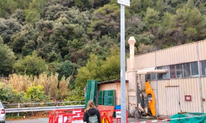 Frana nella frazione di Riva Trigoso, chiusa falegnameria