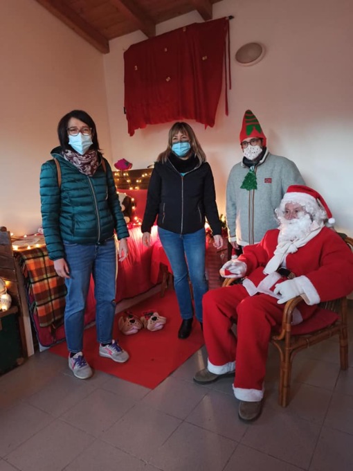 Parco Sterza, lo spazio sociale trasformato in Casetta di Babbo Natale