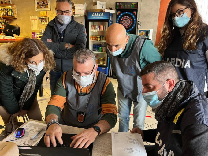 Gioco illegale, indagine di ADM, Polizia di Stato, Carabinieri e Guardia di Finanza