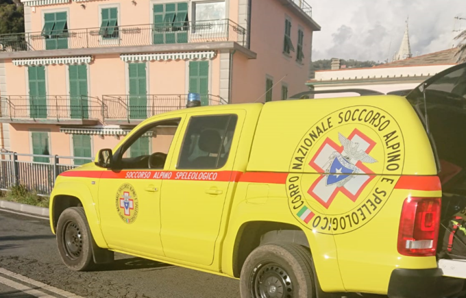 Morto il giovane caduto mentre si arrampicava
