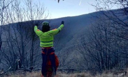Biker cade su un sentiero, interviene l’elicottero
